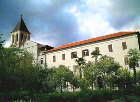  Franciscan monastery Visovac 